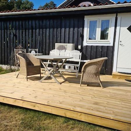 Foertjusande Gaesthus Med Parkering Fjällbacka Exteriér fotografie